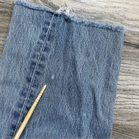 Levis denim button fly straight leg jeans size 30 Women Vintage 90s Made in USA - Picture 9 of 16